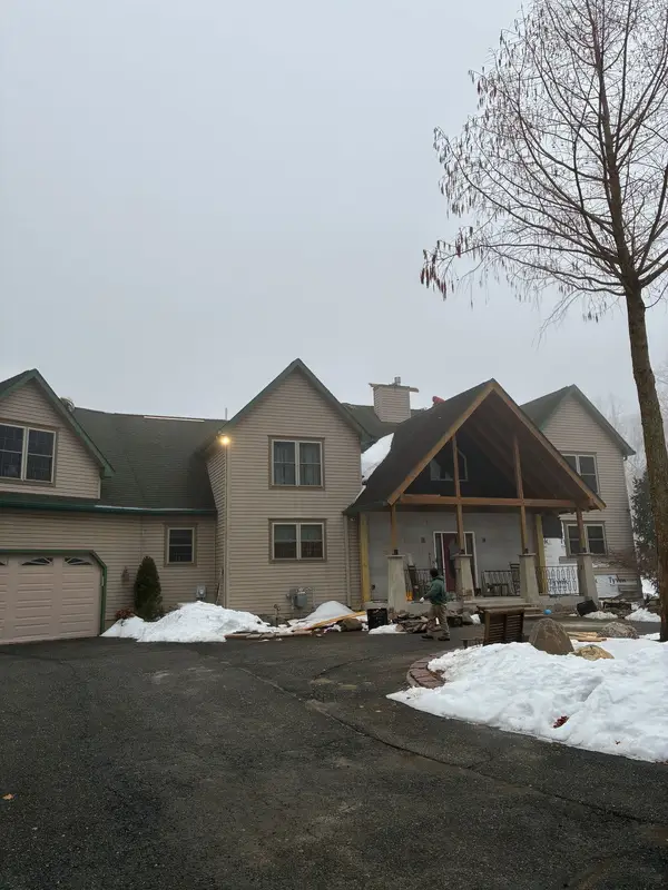 BE Roofing project photo 13